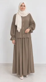 Lyna Set in dark sand